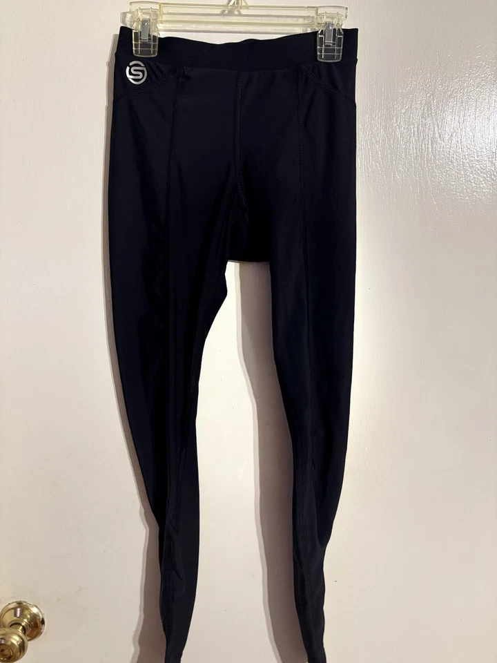 SKINS Recovery Long Gray Graphite Black Tights Leggings NWT $139 SOLD OUT - Image 4 of 4