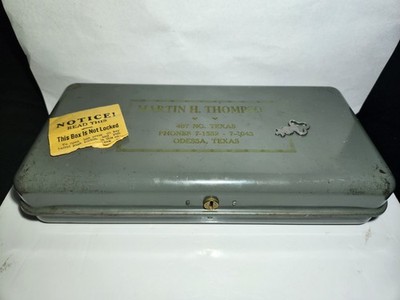 Vintage Metal Strong / Lock Box with Key  Working Key Included