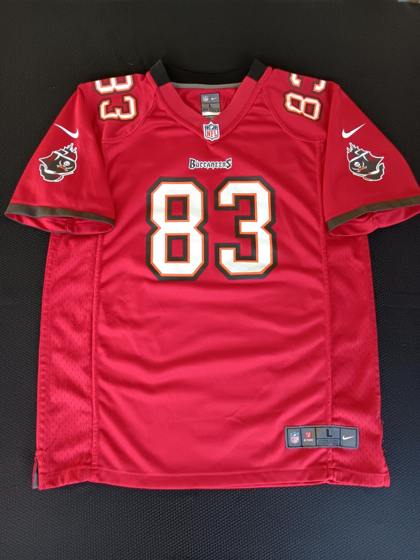 FREE SHIPPING !!! NFL Buccaneer Jersey #83 Vincent Jackson by NIKE Youth Large