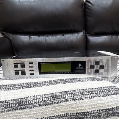 Behringer Ultra-Curve Pro DSP8024 Digital 24-bit Dual-DSP Mainframe EQ/RTA