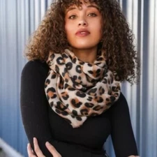 Leopard Print Knit Frayed Hem Infinity Scarf Casual Women's
