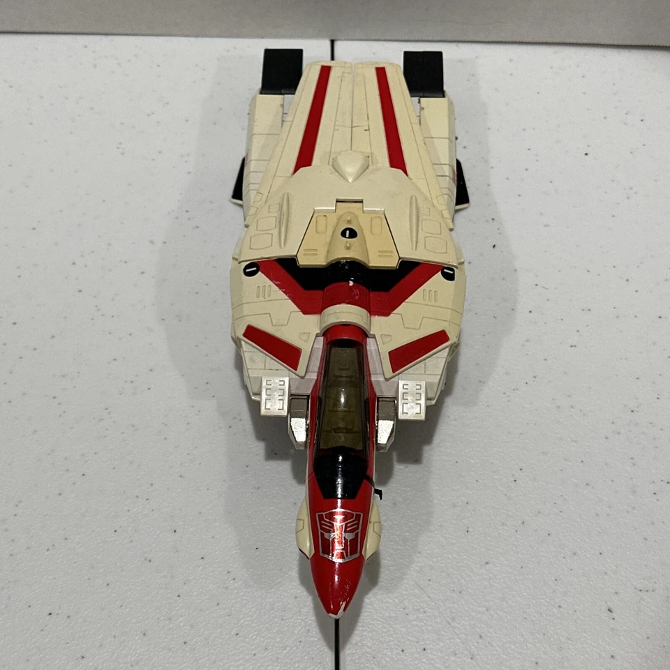 Figura de acción de colección Bandai Transformers G1 Jetfire 1985 incompleta/dañada Foto 2 de 4