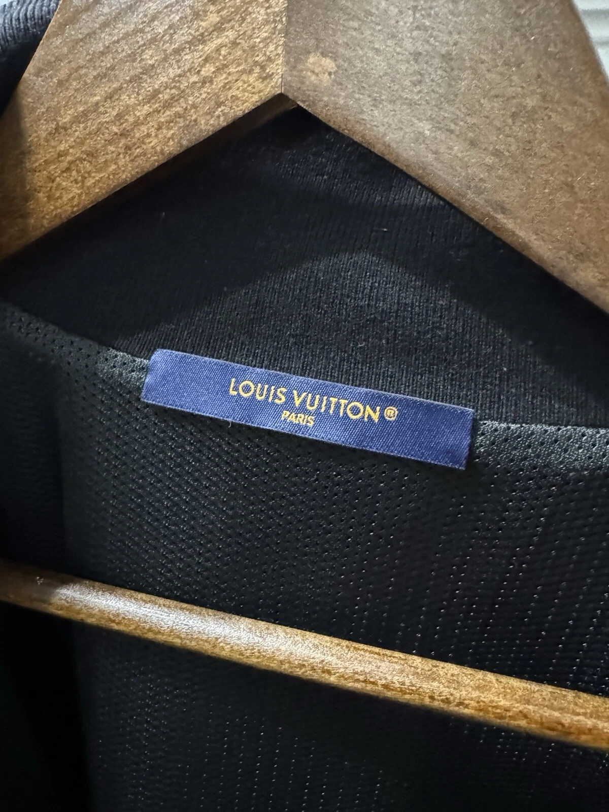 LOUIS VUITTON（LV） Tuta da ginnastica LV Fair Isle a righe in nylon indossata una volta