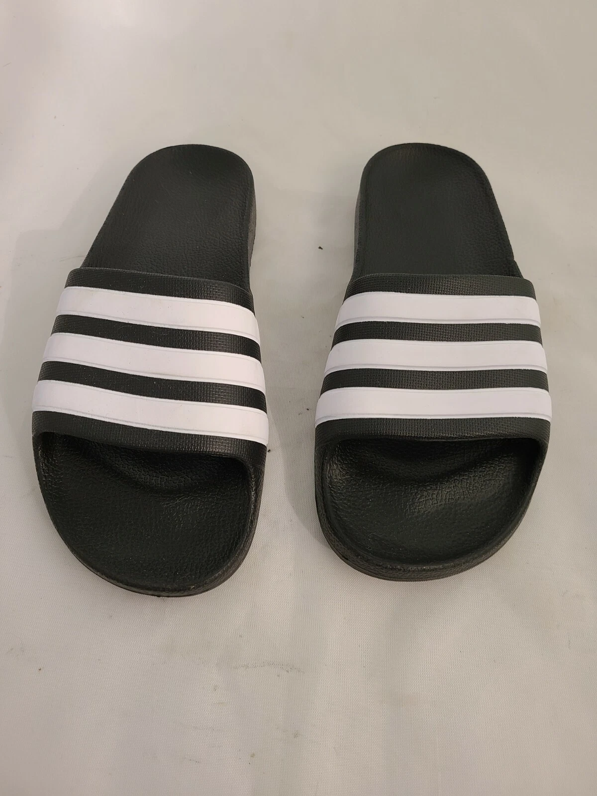 Sandali infradito infradito Adidas Adilette neri taglia 4