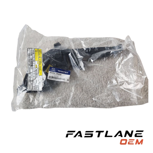 12 17 HYUNDAI ACCENT FOG LIGHT LAMP COVER FRONT RIGHT OEM NEW