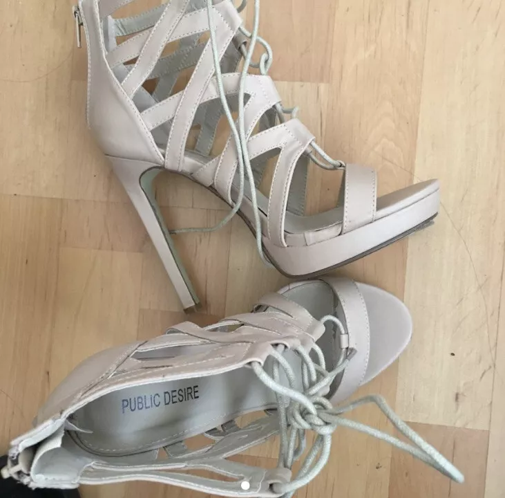 Nude hotsell box heels
