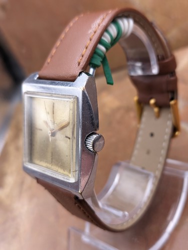 Vintage Rare Watch Luch 2209 Square USSR Mechanical - Picture 4 of 13