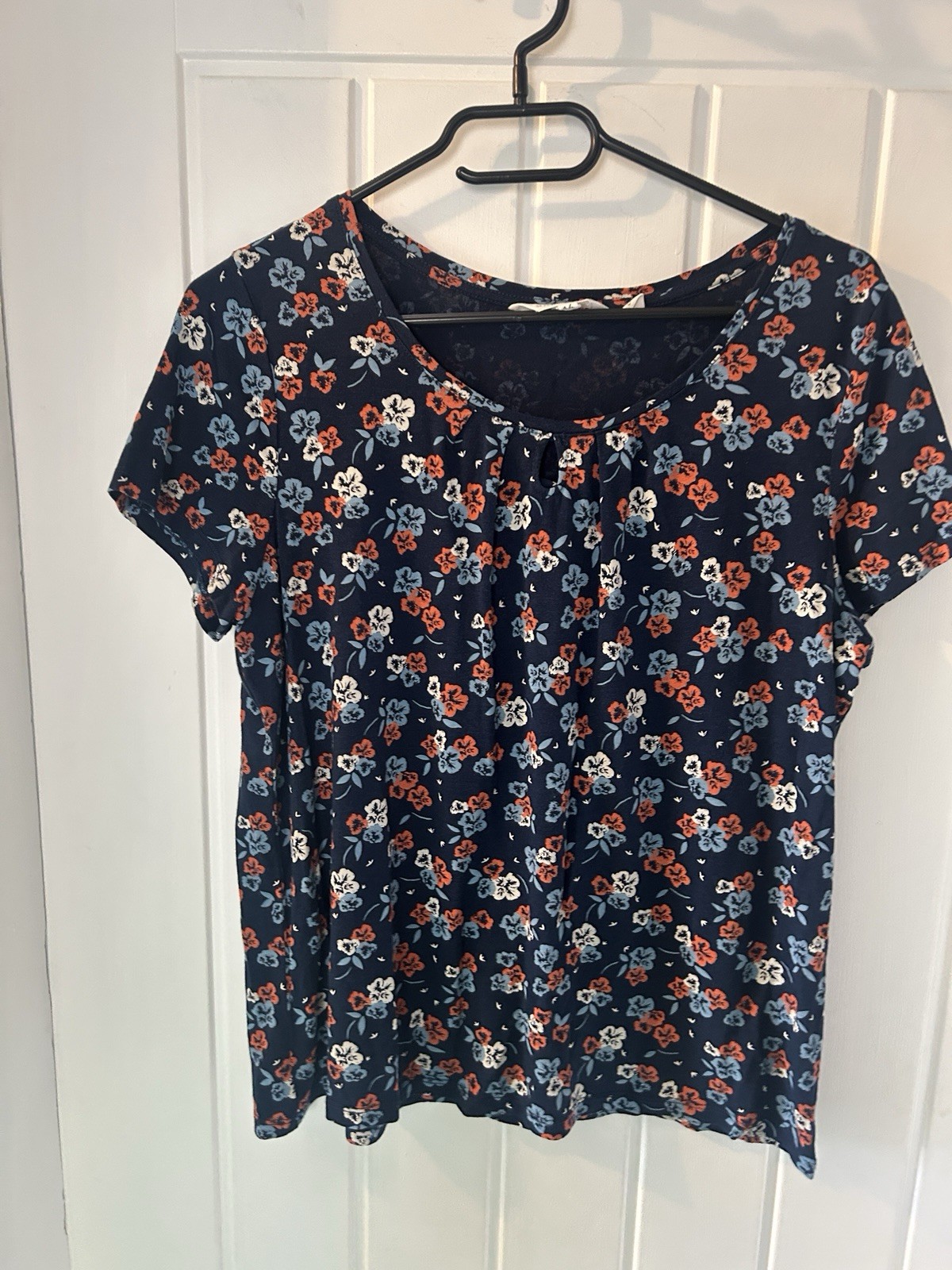 Seasalt Cornwall Women's Top Size 14 Floral Leaf Pattern Short Sleeve