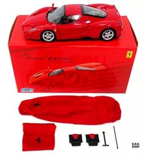 1/18 Enzo Ferrari Red HE180001