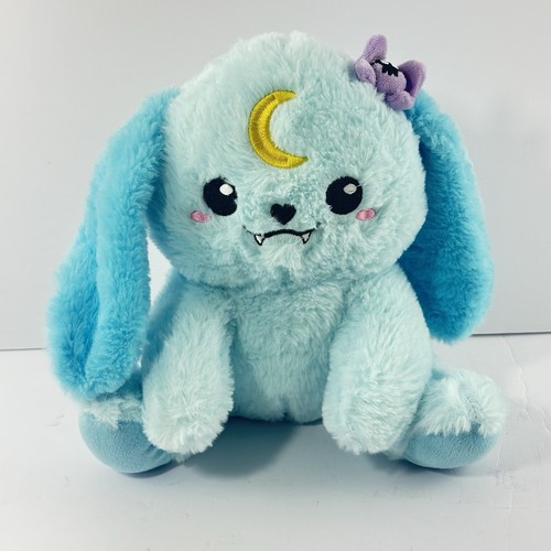 PLOOFS Vampir Hase Plüsch 10 Zoll blaue Mondsichel Fledermaus Schleife Kawaii Gothic - Bild 1 von 4