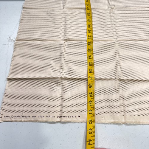 moda quilting fabric cotton beige dots 5436 19x42 - Picture 7 of 11