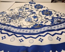 Oval Polyester Blue White Floral With Scallop Edges Tablecloth for Kit/Dining