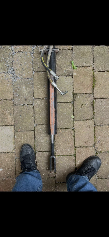 Hydraulikzylinder 8T Hub mit Motor Hydraulik Zylinder - Bild 2 von 4