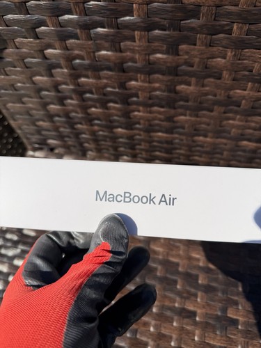 Nuovo 2025 Apple MacBook Air 13,3" M4 8C GPU 4,5 GHz 16 GB RAM 256 GB SSD MW123LL/A - Foto 2 di 6