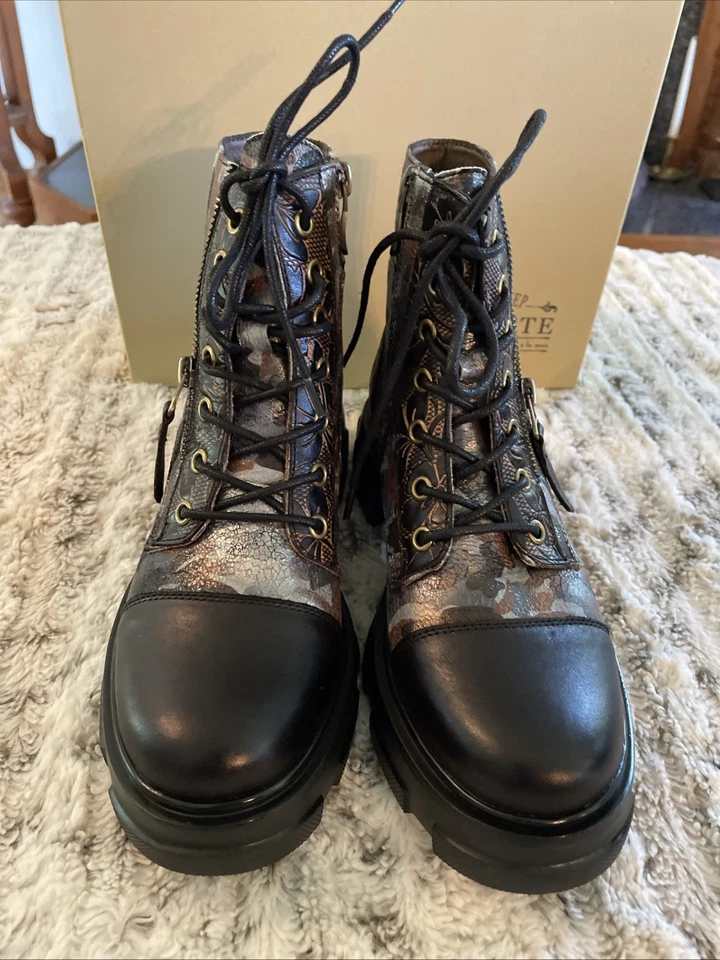 L'ARTISTE Spring Step CARNELIAN BOOT Size 36 US 5.5-6 Leather Black Silver CUTE - Image 3 of 4