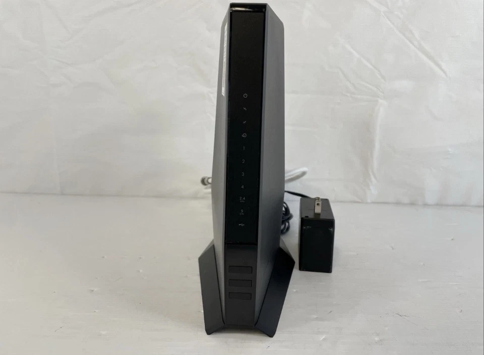 Netgear Nighthawk AX6 Cable Modem Router AX2700, WiFi 6, DOCSIS 3.1. - Image 2 of 3