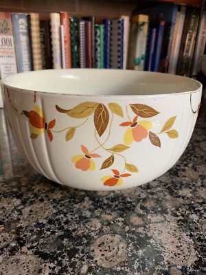 Vintage Hall s Superior Jewel Tea Autumn Leaf Large 9  Mixing Bowl Mary Dunbar
