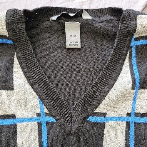 Urban Heritage Men's V-Neck Sweater Vest, Pull-over, Knitted, Size M - Picture 7 of 8