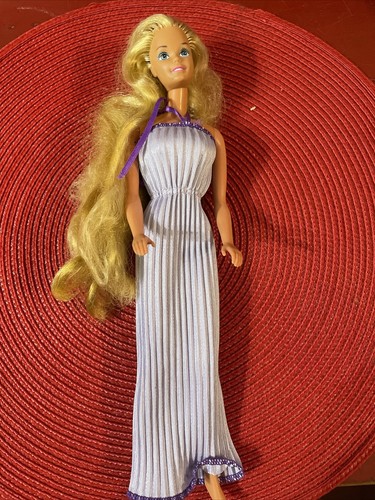 568 D Mattel Poupée 1966 Malaisie Mannequin Barbie H 29 cm | UK