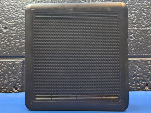 *No Power Adapter* Antec ISK110 VESA-U3 Small Form Case Black/Silver - Picture 9 of 9
