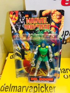 Marvel-Universe-Dr-Doom-Action-Figure-Toy-Comics-Fantastic-Four-1997-Vtg-New
