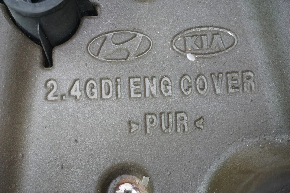 2009 2010 2011 2012 2013 2014 2015 KIA OPTIMA Engine Cover OEM 292402G710 - Image 4 of 4