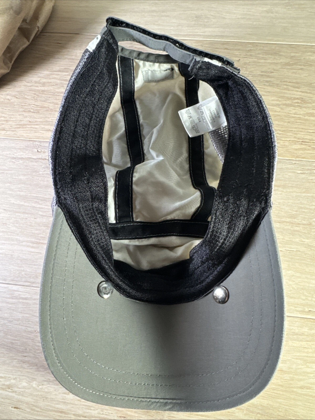 outdoor-research lightweight adjustable sun runner 