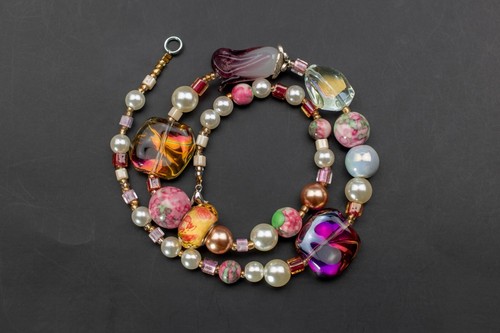 Colorful multi beads and pearl choker necklace, handmade y2k jewelry - Picture 5 of 10
