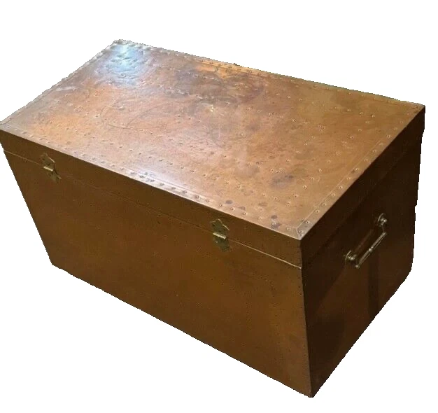 СЭКОНОМЬТЕ $: одетый в медь кедровый сундук. - Изображение 2 из 4