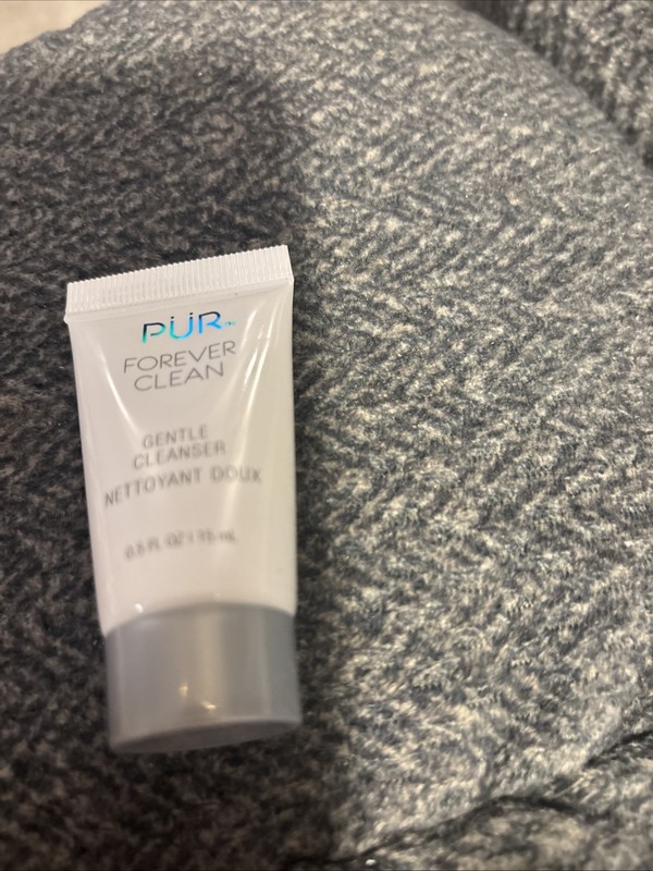 Pur Forever Clean Gentle Cleanser .5 fl oz NEW