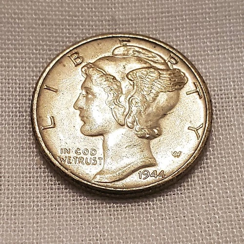 Nice Sharp AU+/Unc 1944-D MERCURY DIME w/FREE SHIPPING