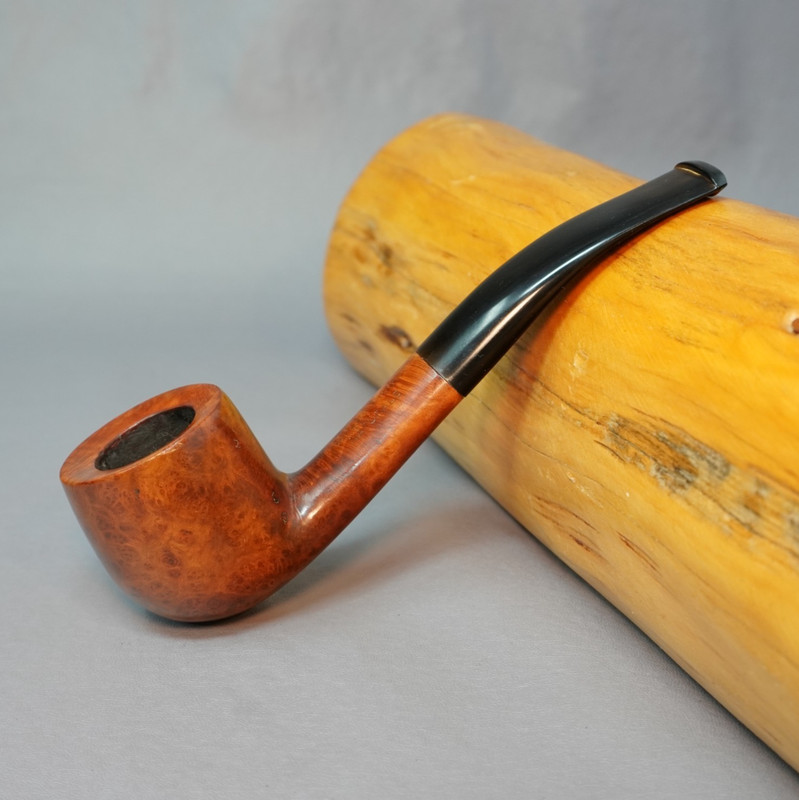 Wally Frank Natural Bent Pot Smooth Bent Estate Briar Tobacco Pipe