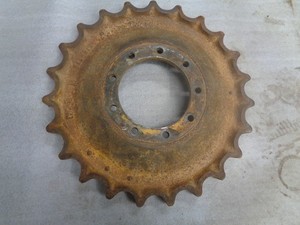 JOHN DEERE 350-350B-350C CRAWLER / DOZER. REAR TRACK SPROCET T129879.