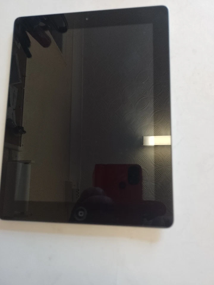 Apple iPad 3rd Generation ( MD368GP/A) 64GB Wi-Fi/ 3G, silver, locked, used - Image 3 of 4