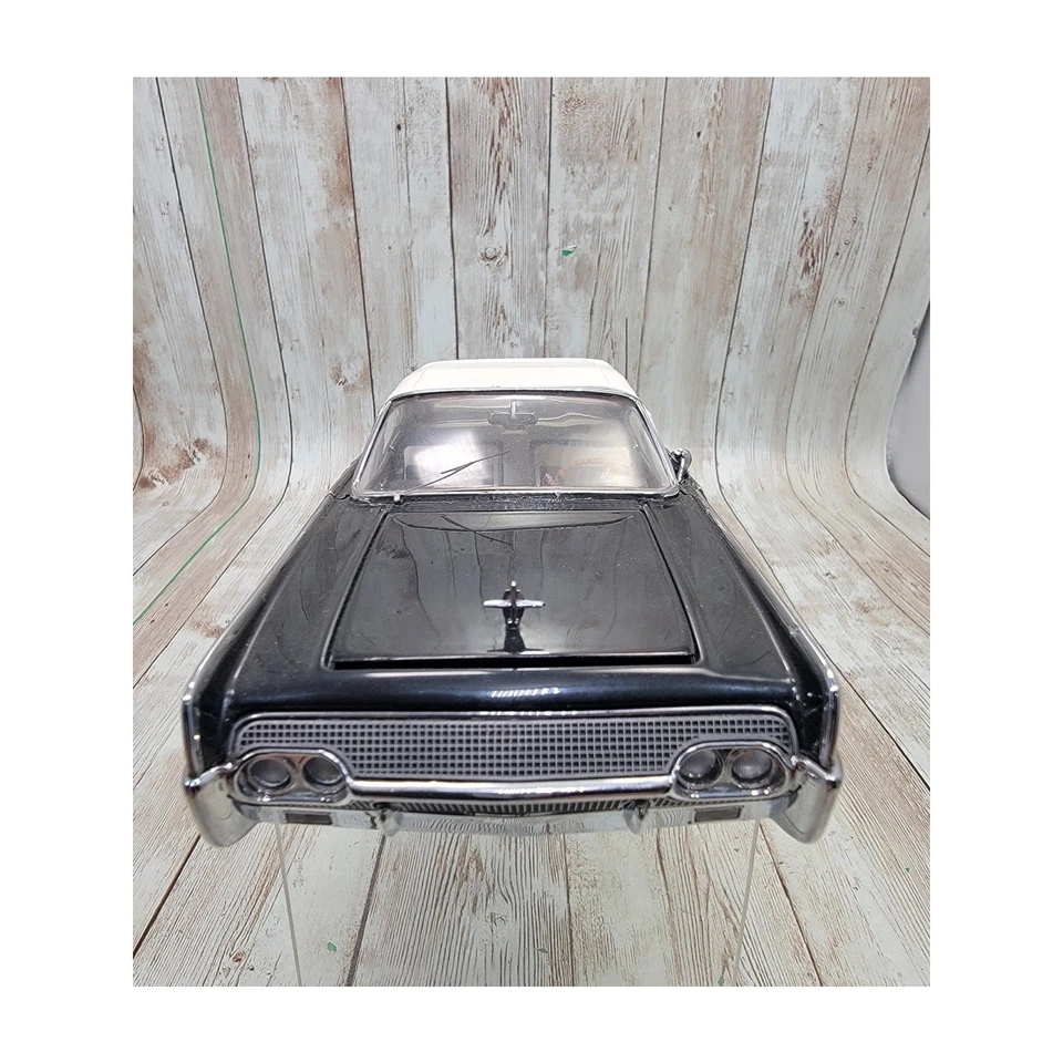 Lincoln Continental 1961 Franklin Mint escala 1:24 negro sin caja  Foto 3 de 4
