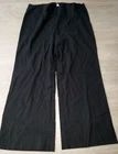 the LIMITED STRETCH black PANTS size 10 32 inch waist 26 inch inseam cropped