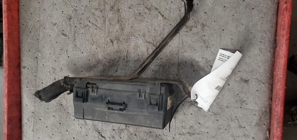 Fuse Box Engine Fits 00-03 DODGE 1500 VAN 1120938 Foto 2 de 4