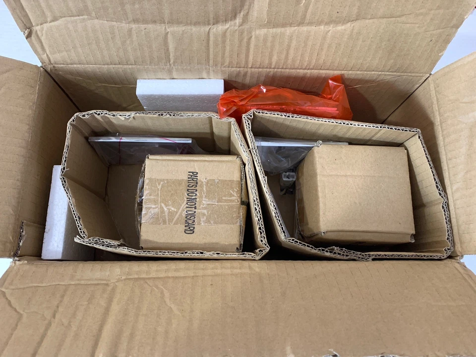 Accesorio de pared tocador de 2 luces acabado cromado orbe flotante baño moderno alico alce Foto 2 de 3