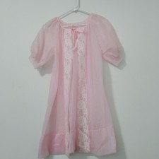 Vintage Retro Pink Peignoir Robe Chiffon Lace Size Small By Kickaway