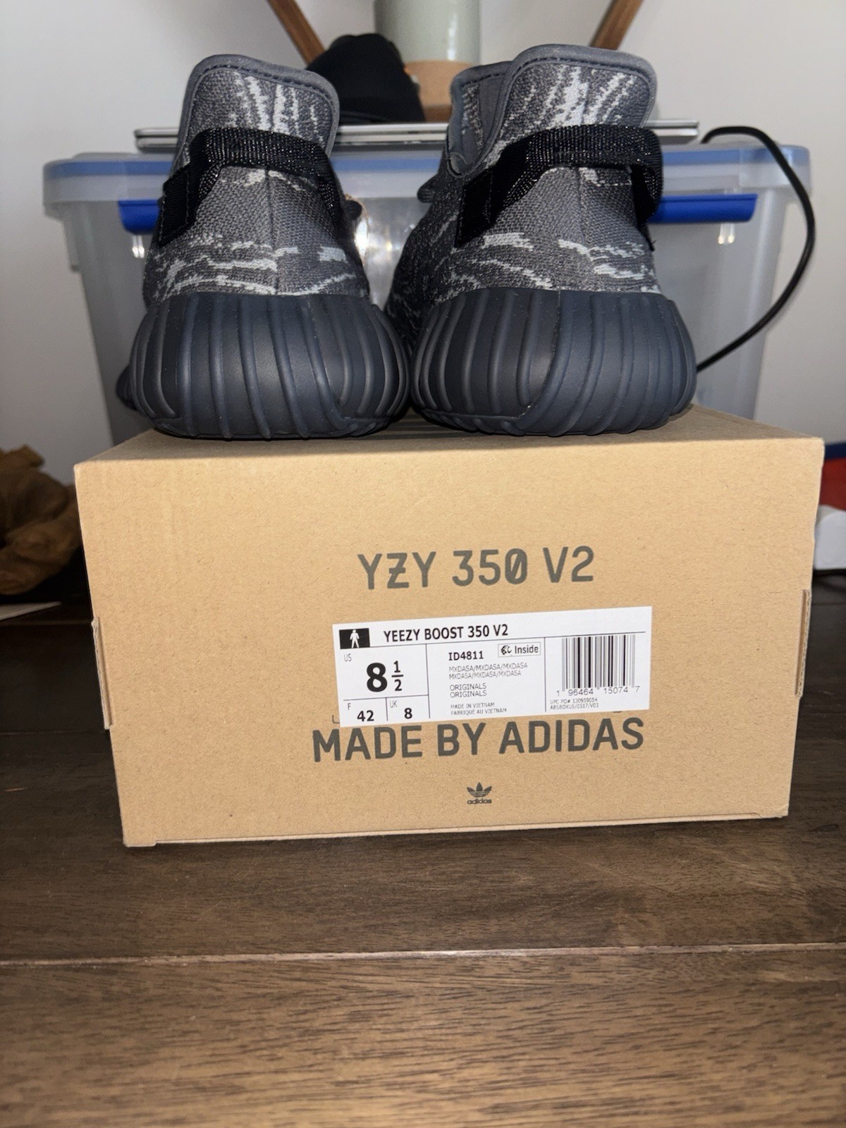 Size 8.5 - adidas Yeezy Boost 350 V2 Low MX Dark Salt thumbnail 6