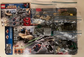 LEGO 76003 DC Comics Super Heroes Superman: Battle of Smallville-Complete Set!