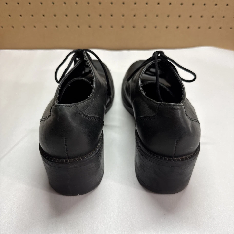 Zapatos de colección de la década de 1990 de cuero negro con cordones suela gruesa talla 7 Foto 4 de 4