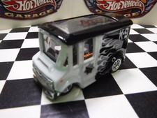 Hot Wheels Custom Bread Box Van Truck City Police Paint Flames 100% Real Riders