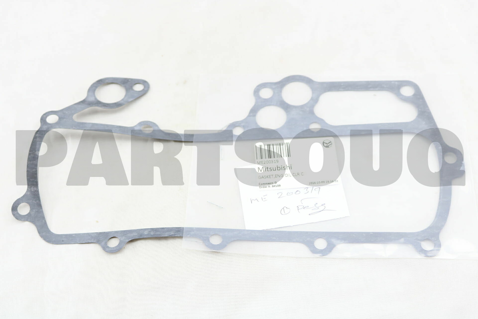 ME200319 Genuine Mitsubishi GASKET,ENG OIL CLR C | eBay