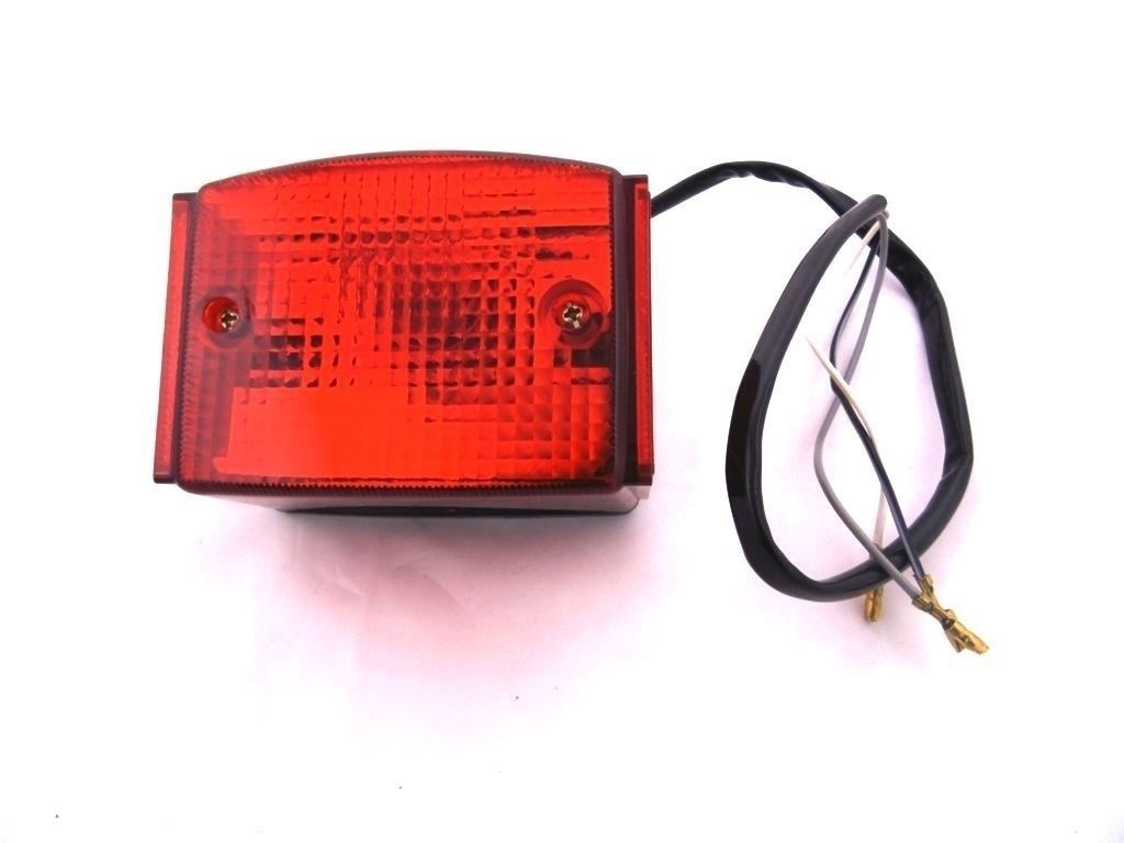 Feux AR complet SUZUKI SP 500 1983 pour remplacer un éclairage cassé ou jauni