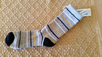 Old Navy boys socks size S, 6 1/2' unstretched sole, thick  and soft, feel nice