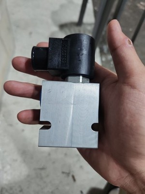 HydraForce SV08-20 SV0820 Solenoid Valve 2 Way 7028630 New No Box