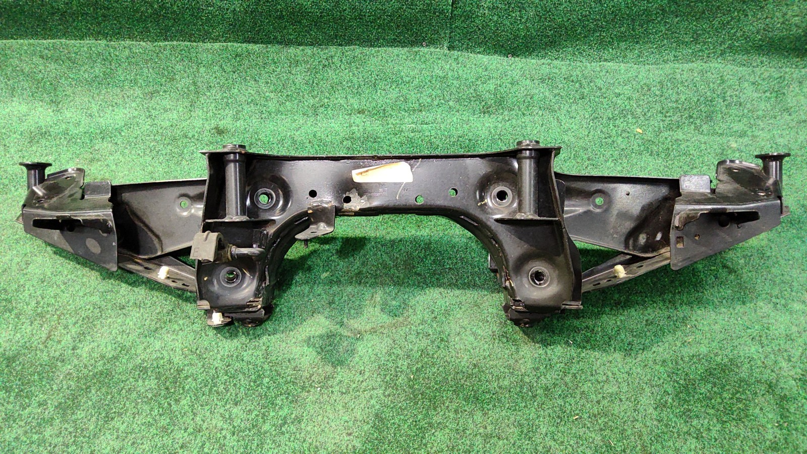 2016-2022 BMW X1 Rear axle carrier 27k mls OEM 33316862558 Original