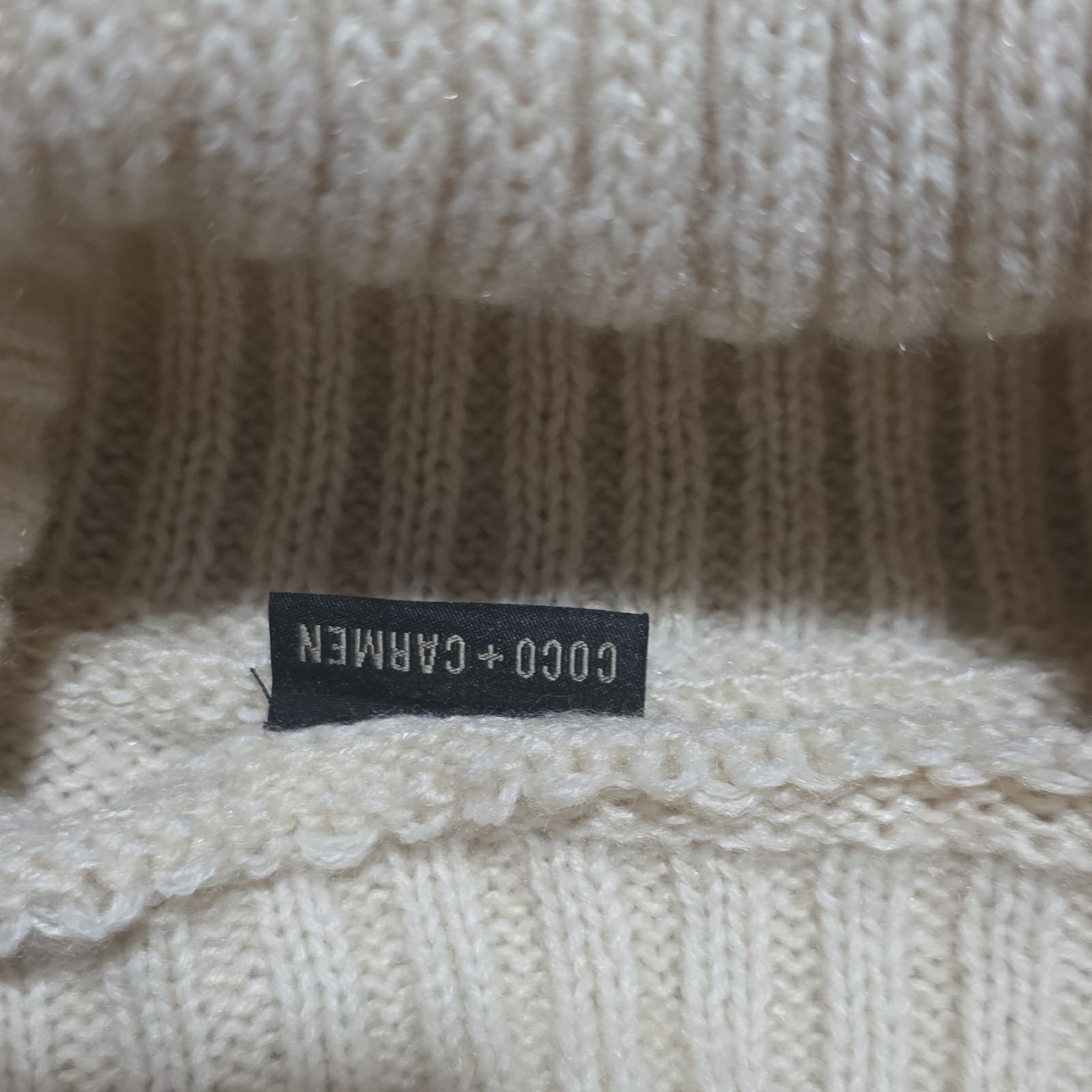 COCO + CARMEN Beige Patterned Knit Pullover Sweat… - image 4