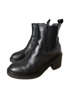 Tamaris 1-25011-41 black leather Chelsea boots size 37